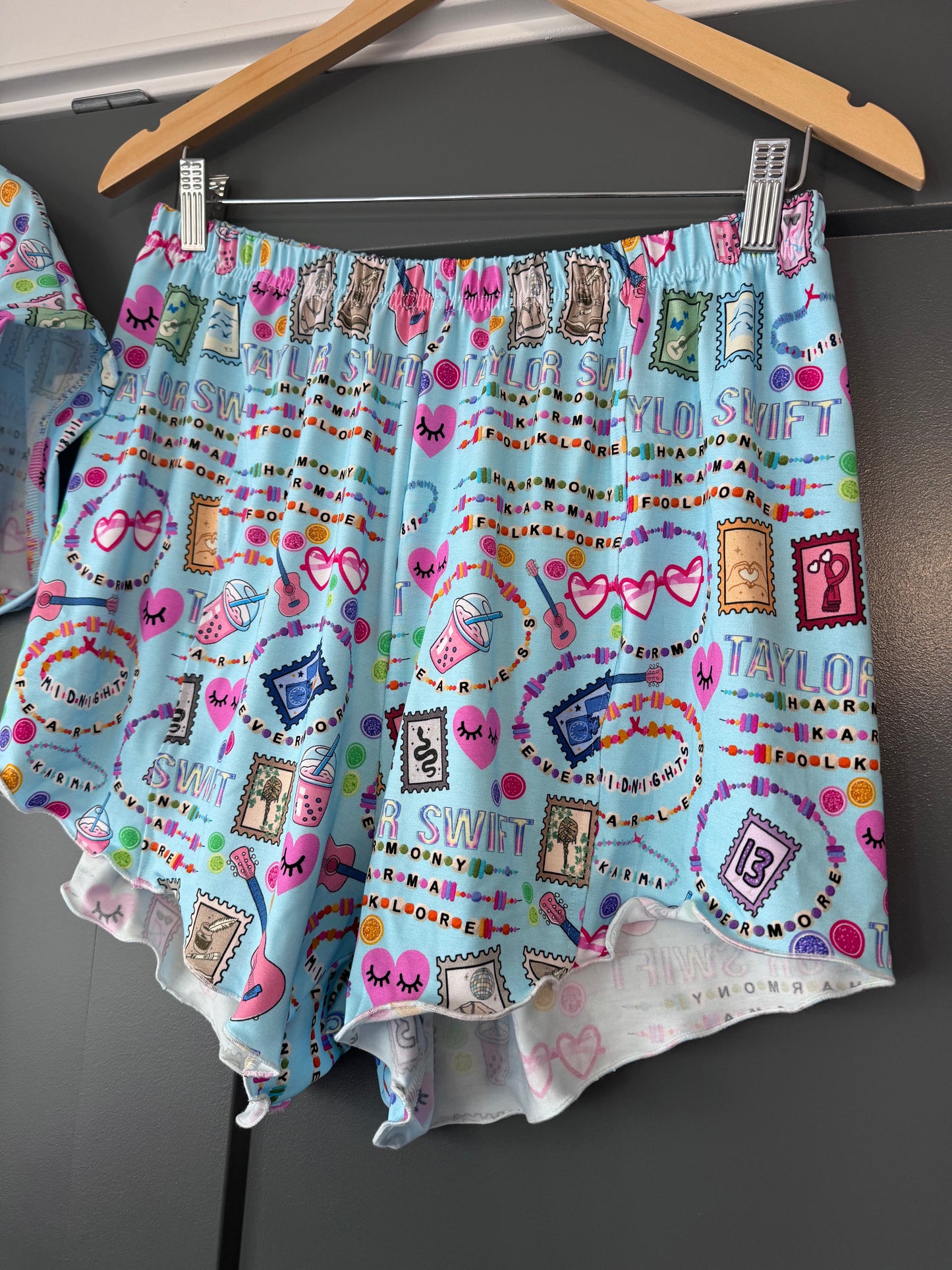 Ladies Taylor Swift Blue Pj Sets